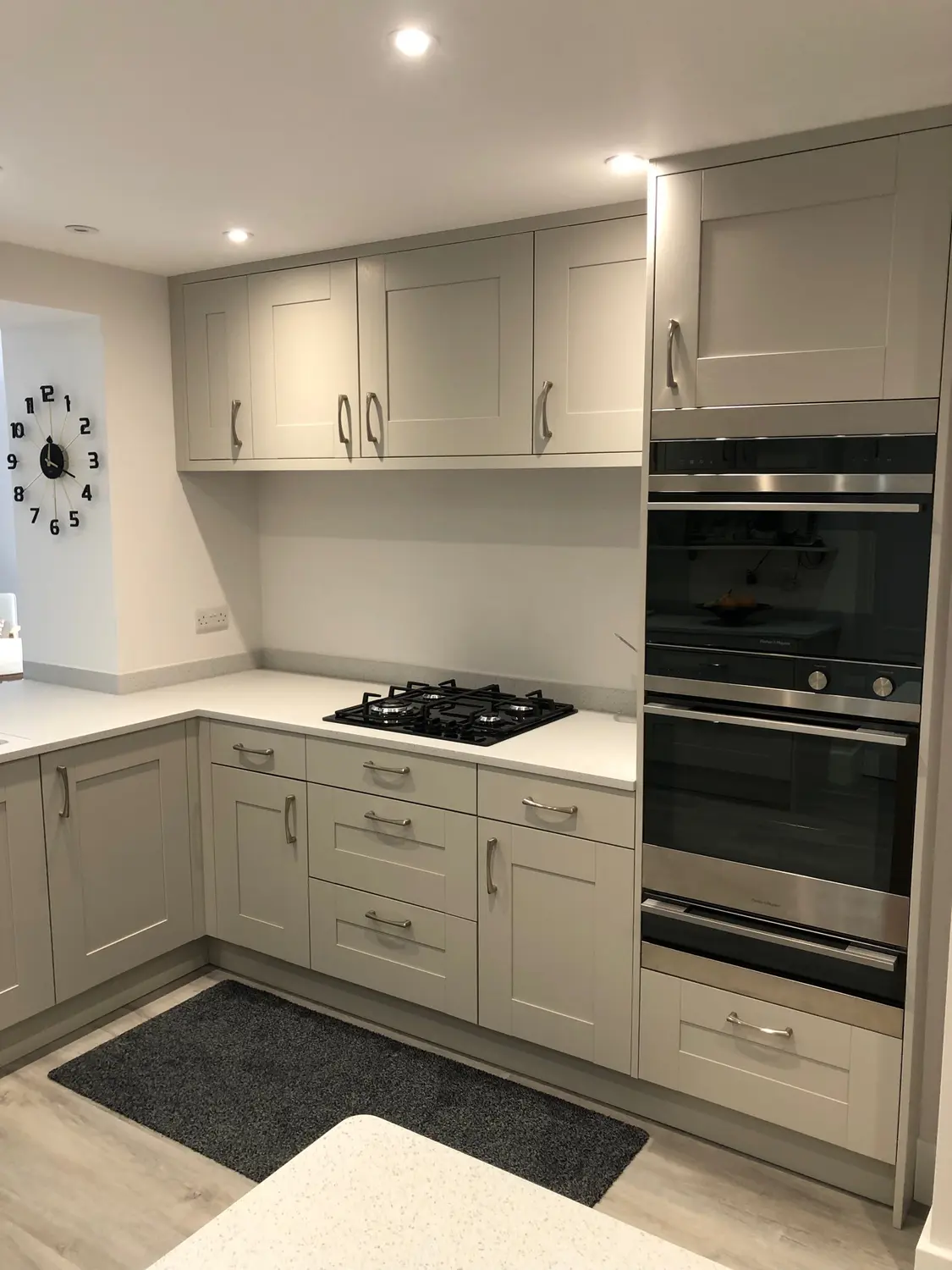 Limestone Shaker Painted Kitchen