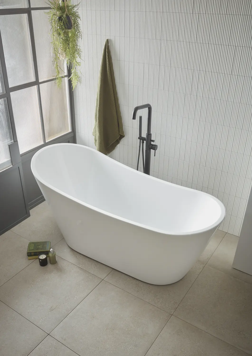 Paradigm Bath Single Ended Slipper ISO Lifestyle