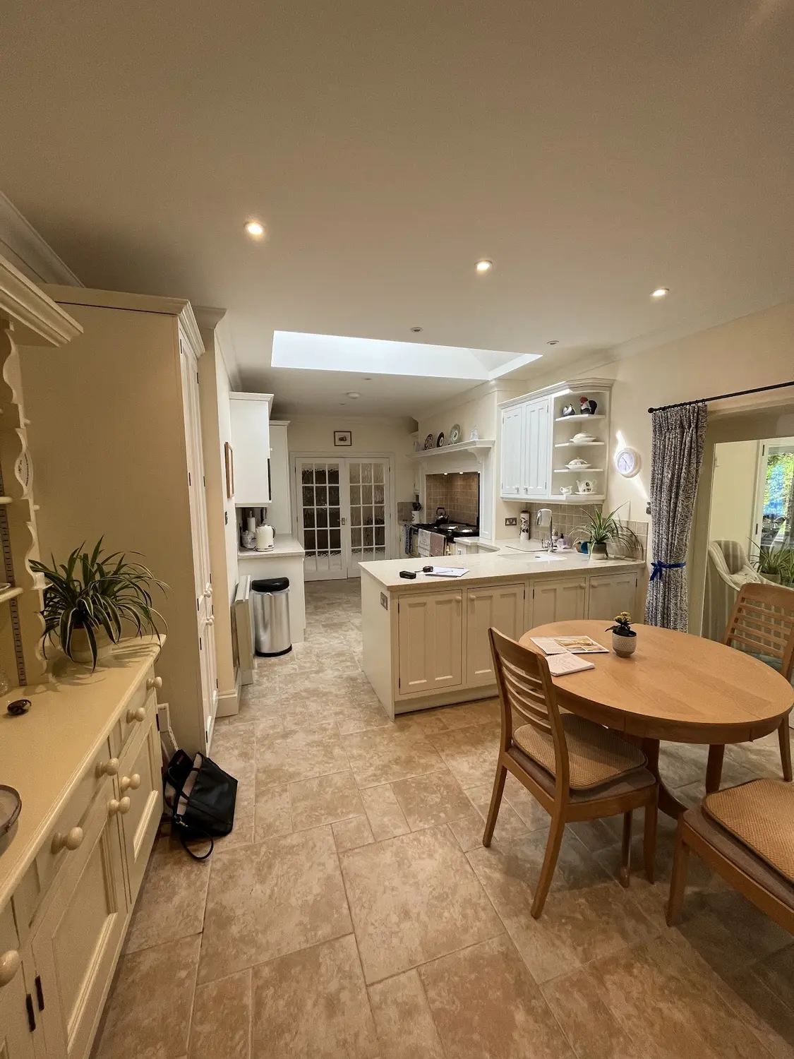 Traditional Ivory Painted Kitchen