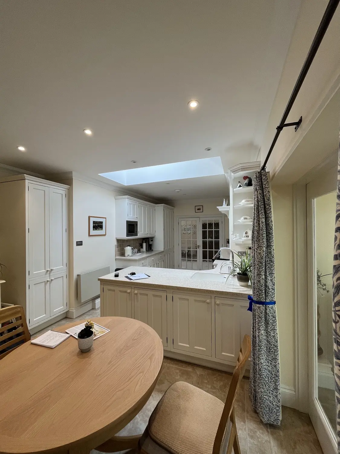 Traditional Ivory Painted Kitchen