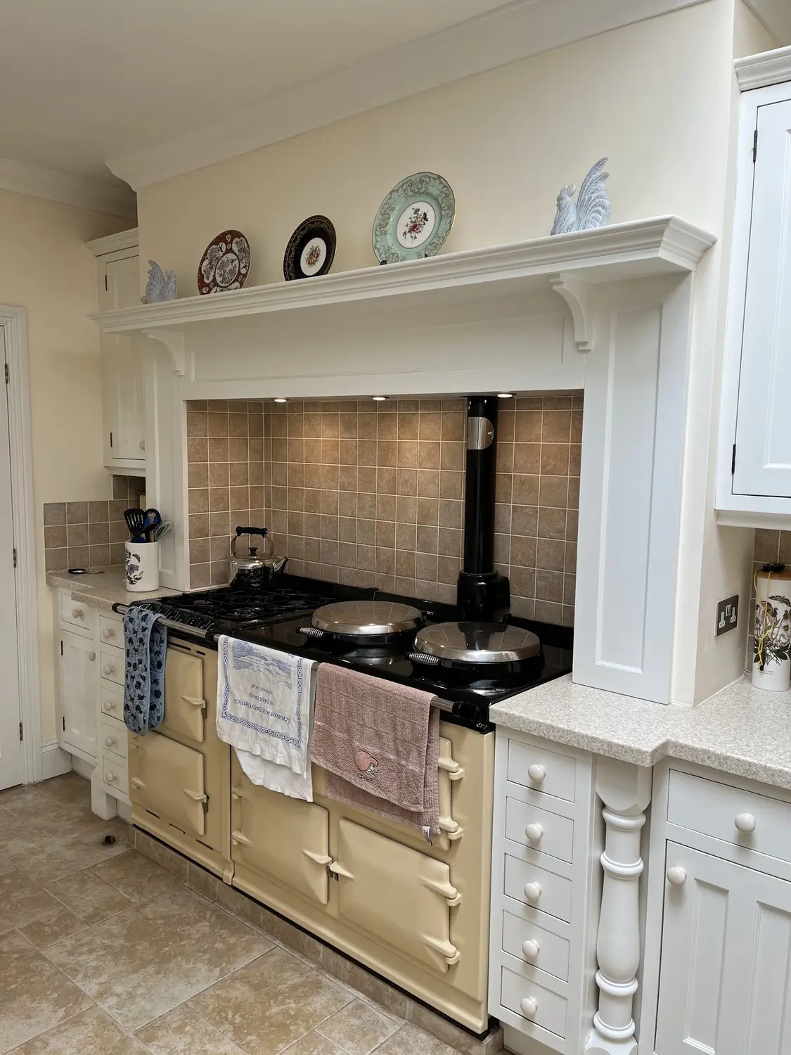 Traditional Ivory Painted Kitchen