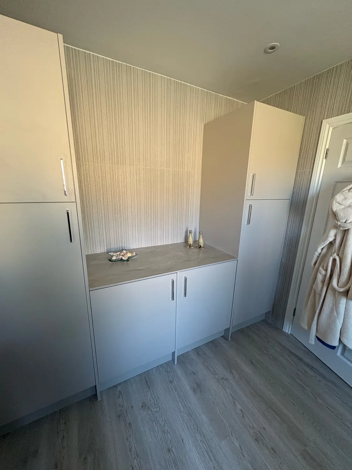 En-Suite with Fitted Furniture