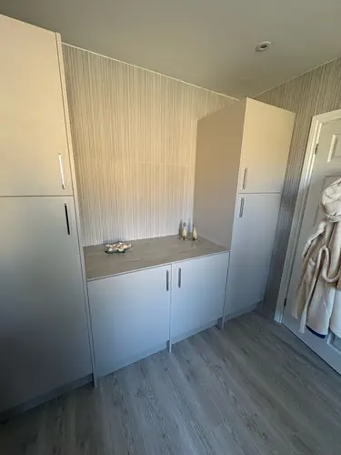 En-Suite with Fitted Furniture